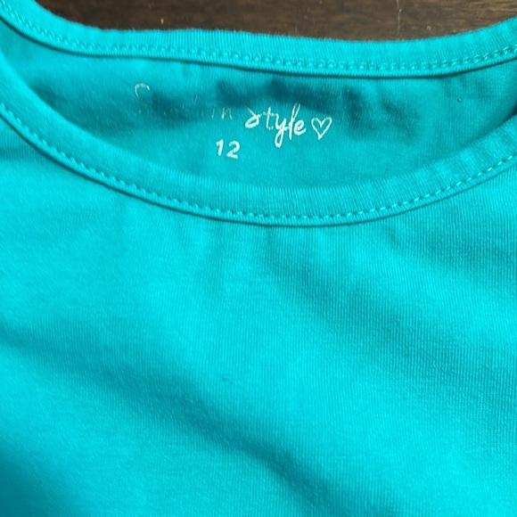 Southern Style top & Shorts - Picture 2 of 7